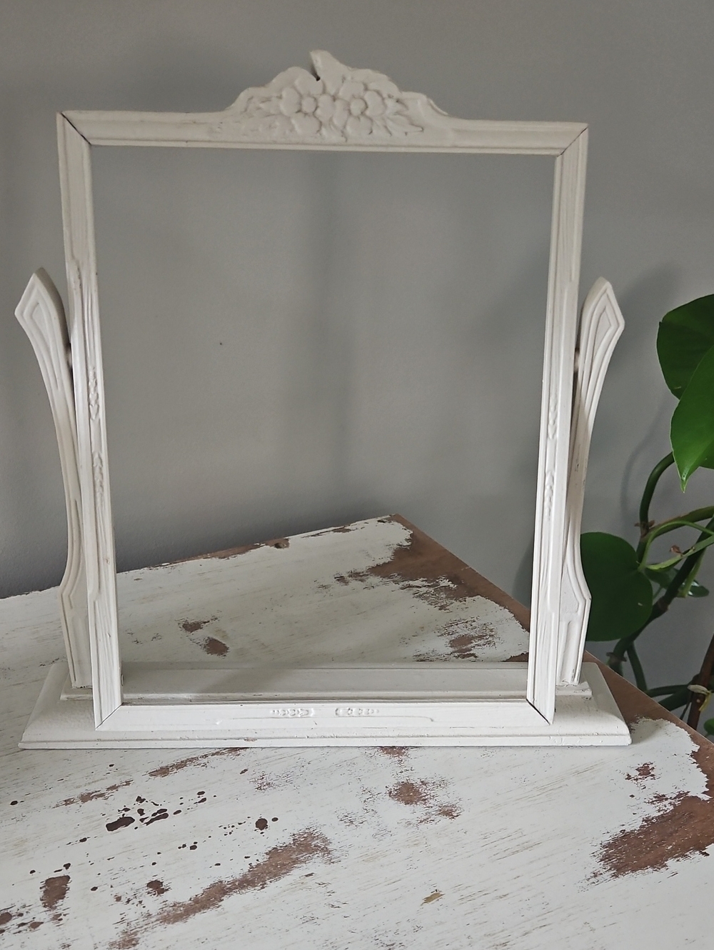 Off White Vintage Shabby Chic Vanity Mirror Or Picture Frame, 8" X 10" Opening